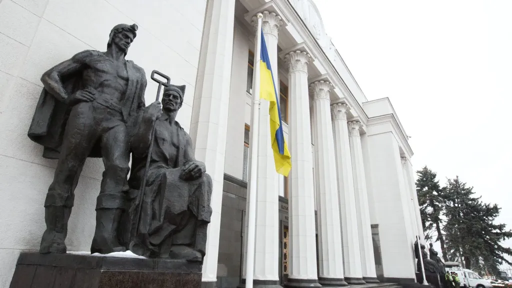 Сын командующего силами БПЛА ВСУ мог уехать с Украины