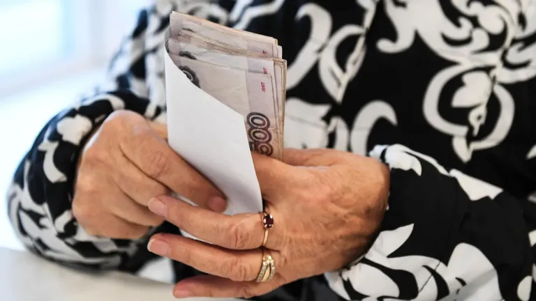 Средний размер пенсий в сентябре вырос на 8,3%