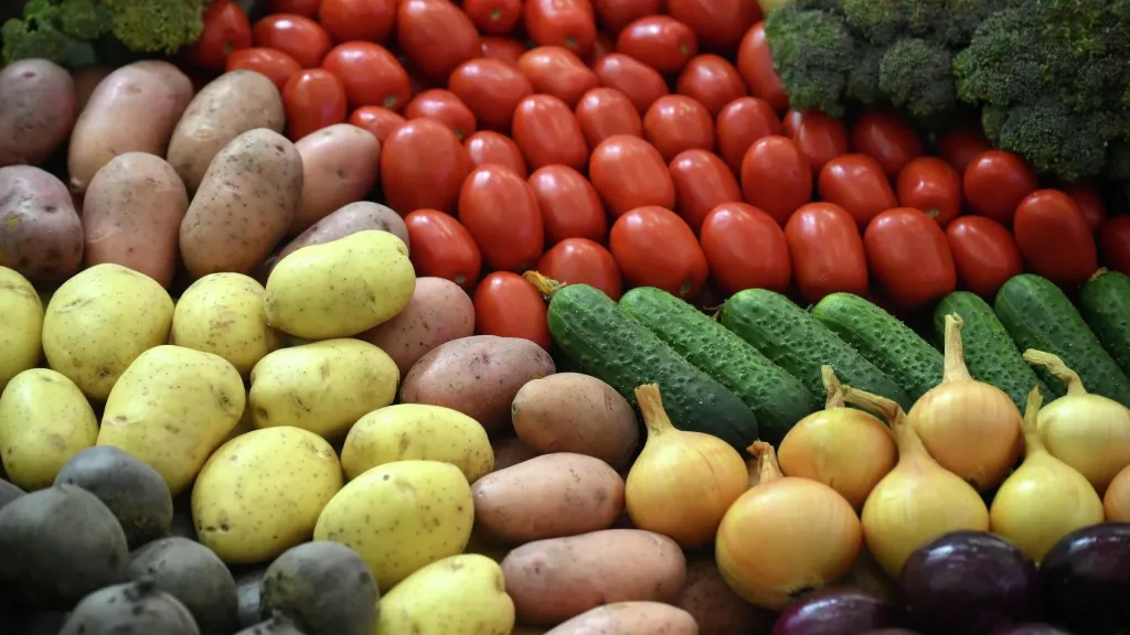 Врач назвала продукты для укрепления иммунитета в сезон простуд