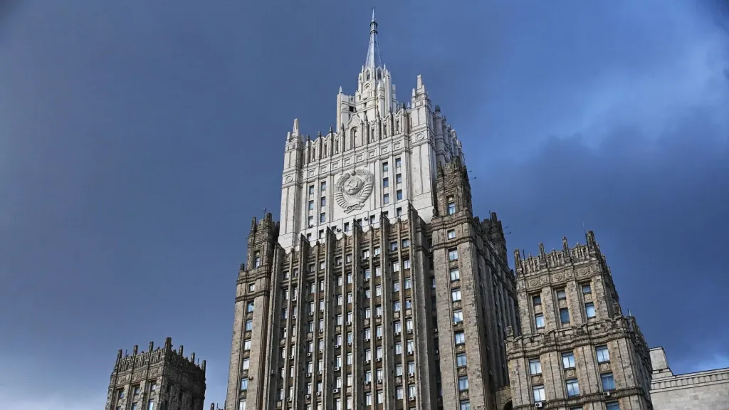 Путин заявил о тесном контакте с США по космосу, в том числе с Маском