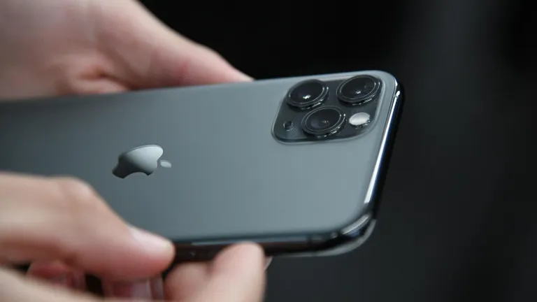 В Петрозаводске предпринимателя оштрафовали на 100 тысяч за аксессуары Apple
