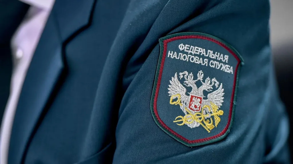 До 1 декабря россияне должны заплатить налоги на землю и имущество