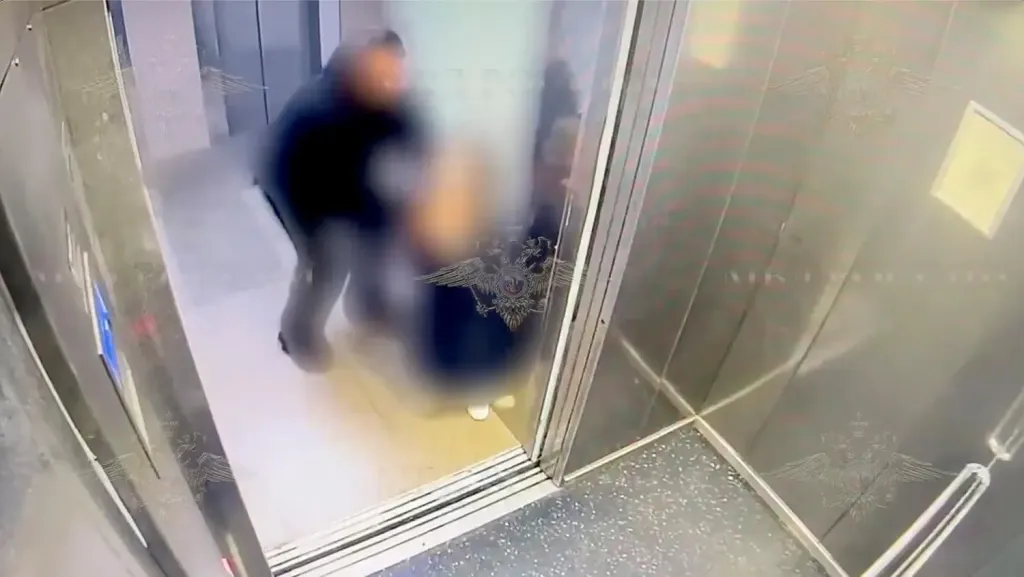 В Петербурге задержали пятерых подростков за похищение школьника