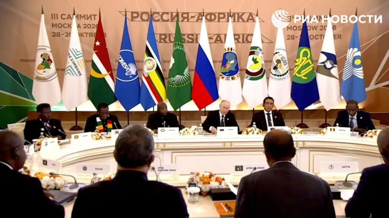 Путин предложил Африке активнее сотрудничать с ЕАЭС и СНГ