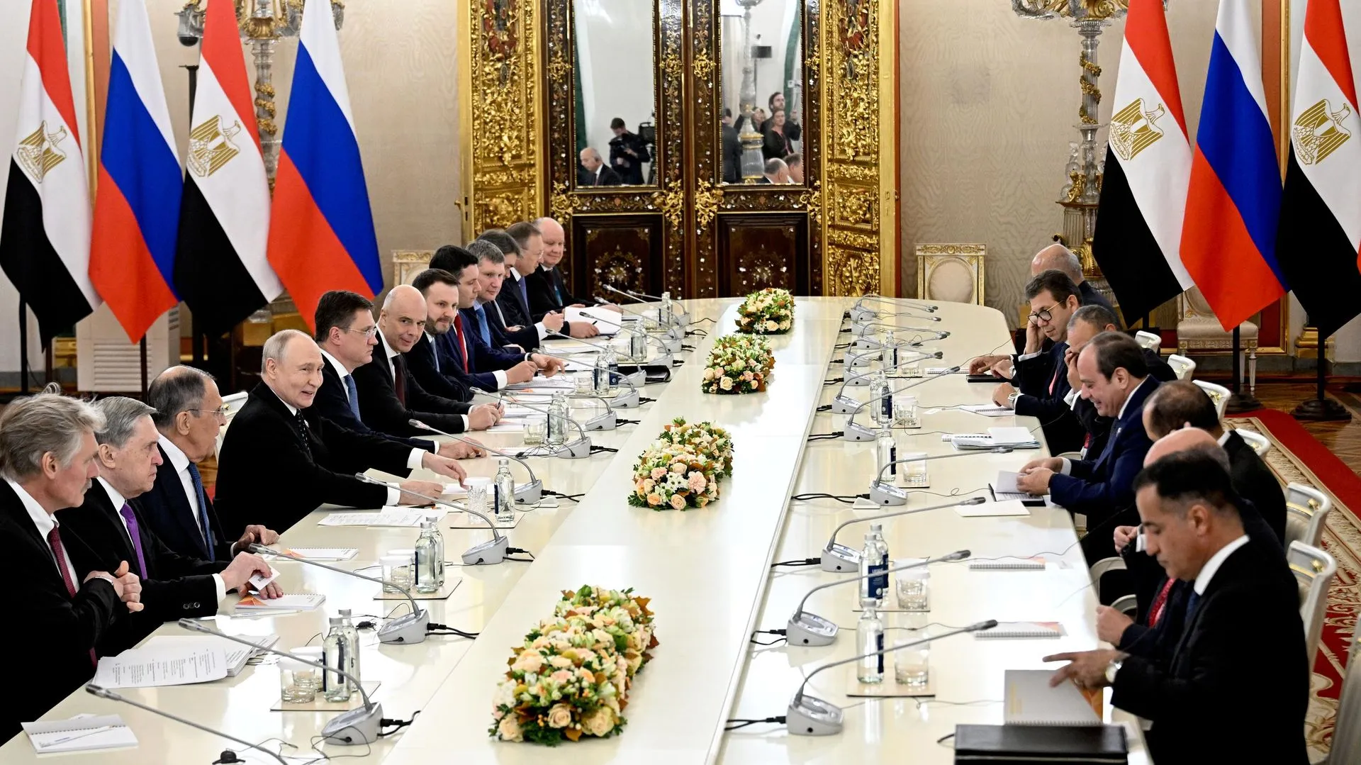 Путин заявил об уважении и взаимопомощи в отношениях РФ и Египта