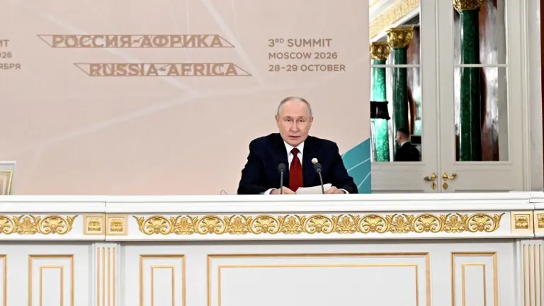 Путин: Россия поддерживает стремление Африки к большей роли в мире