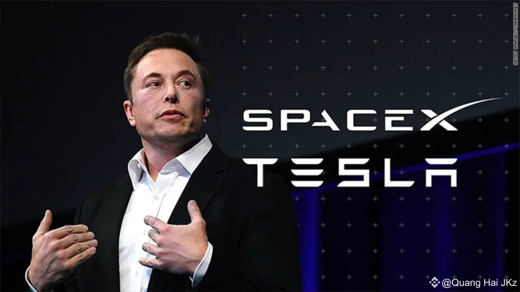 Илон Маск поддержал слияние SpaceX и Tesla