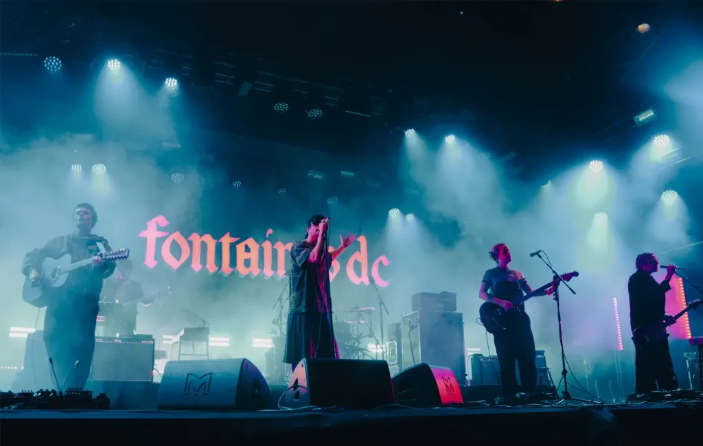 Группа Fontaines D.C. выпустила пятый альбом «Dopamine Chamber»