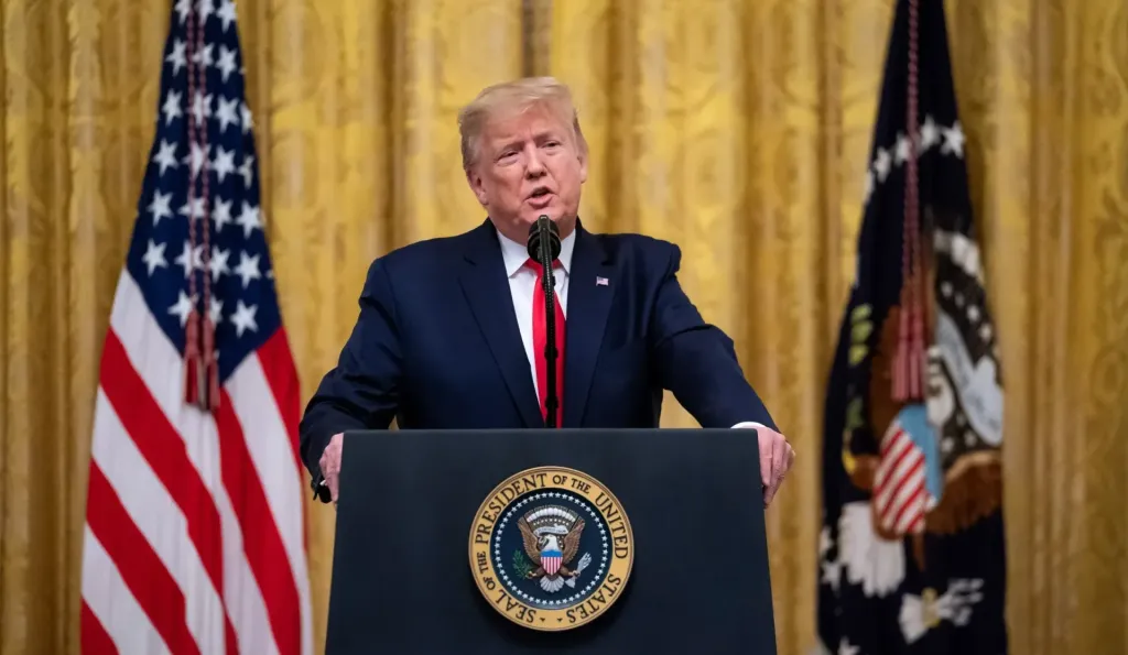 Трамп заявил о планах потратить более $400 млн к промежуточным выборам