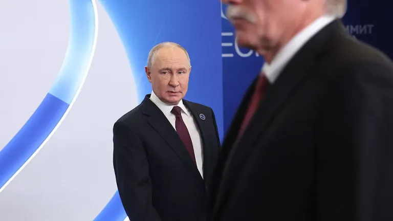 Путин назвал таяние мерзлоты вызовом для регионов России