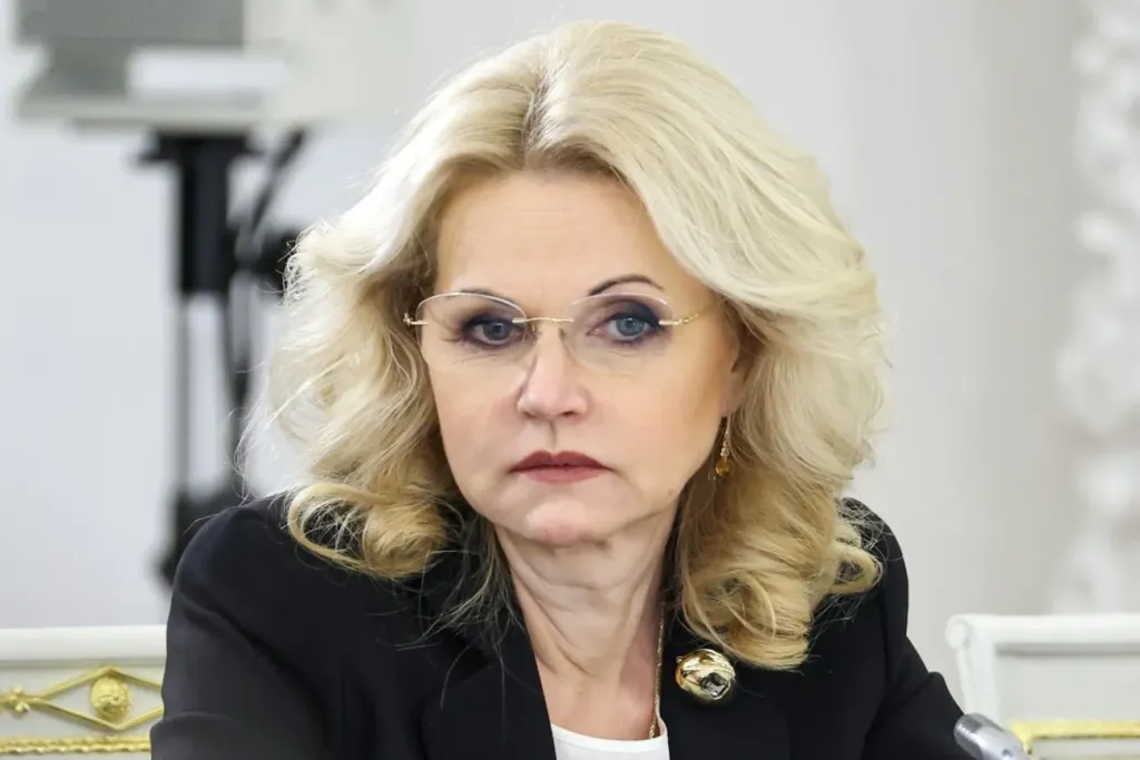 Семейную выплату с июня получили более 1,5 млн россиян