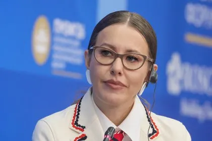 Собчак заступилась за Крида в скандале из-за принта с «Иди и смотри»
