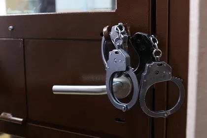 В Петербурге арестовали мужчину, убившего сожительницу черенком швабры