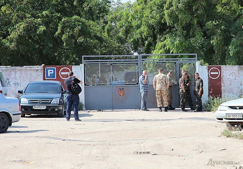 В Одессе цыгане устроили беспорядки у здания военкомата